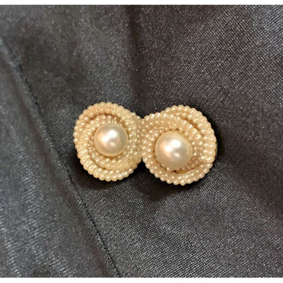 Faux Pearl Earrings, Clip on Earrings - Picture 3 of 4